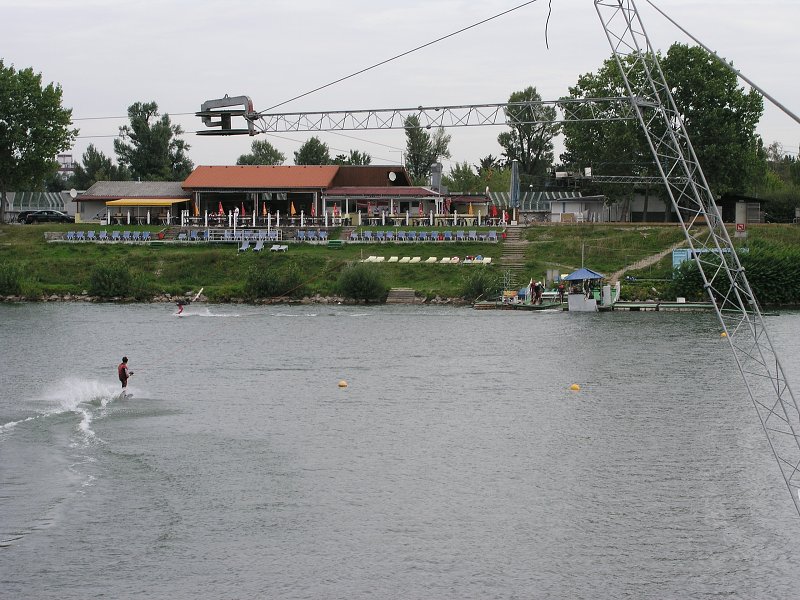 V�de� &nbsp; 3. z��� 2006 10:58:42 &nbsp; &nbsp; P9030043