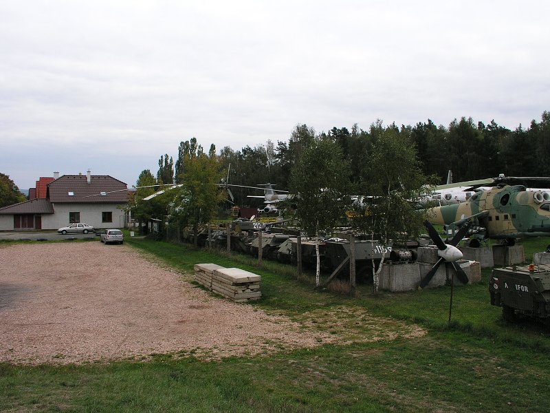 Slavkov   19. z 2008 17:11:25     P9190028