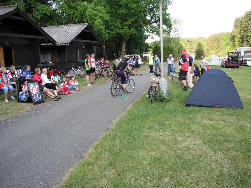 Cyklofest &nbsp; 18. kv�tna 2012 19:26:18 &nbsp; &nbsp; P5180047
