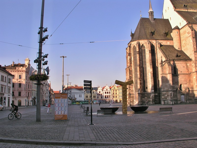 Okolo eska 5   3. ervence 2015 6:53:38     P7030044 