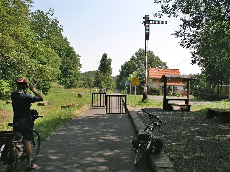 Okolo eska 5   4. ervence 2015 12:03:58     P7040067 