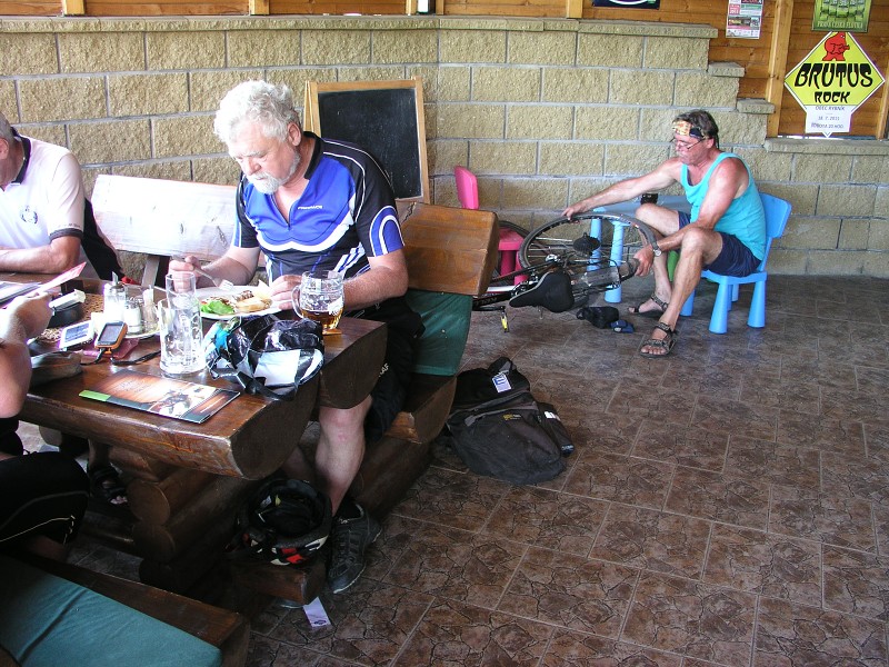 Okolo eska 5   5. ervence 2015 14:55:38     P7050097 