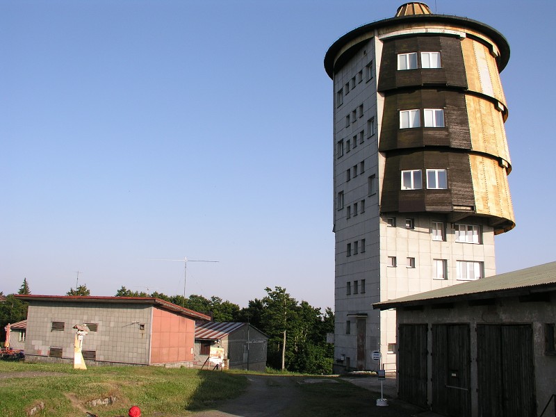 Okolo eska 5   5. ervence 2015 19:20:44     P7050103 