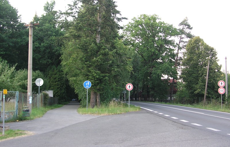 Okolo eska 5   5. ervence 2015 20:14:57     P7050106 