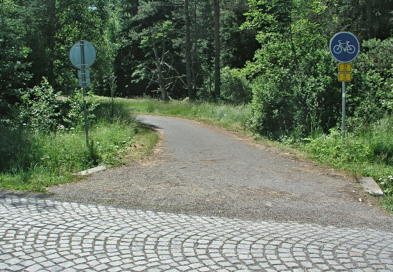 Okolo eska 5   7. ervence 2015 11:41:39     P7070141 