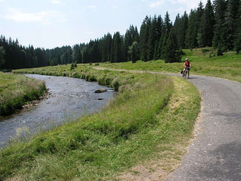 Okolo eska 5   7. ervence 2015 14:21:07     P7070151 