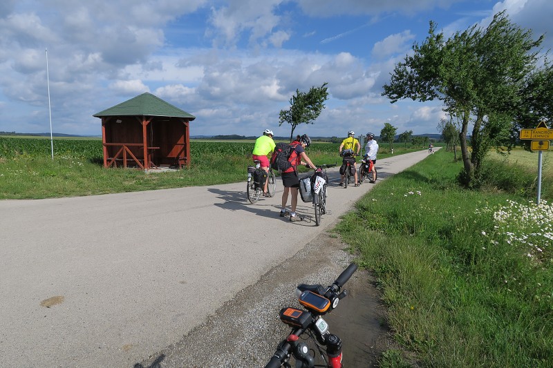 Okolo �eska 6 &nbsp; 6. �ervence 2016 8:48:05 &nbsp; &nbsp; C160706_084804_032 