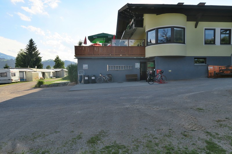 Alpe Adria, Terst   2. ervence 2021 18:40:59     C210702_184058_130 