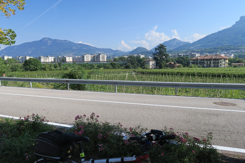 Lago di Garda &nbsp; 21. z��� 2024 10:51:43 &nbsp; &nbsp; C240921_105142_130 