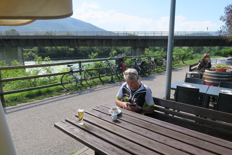 Lago di Garda &nbsp; 21. z��� 2024 12:22:27 &nbsp; &nbsp; C240921_122226_140 