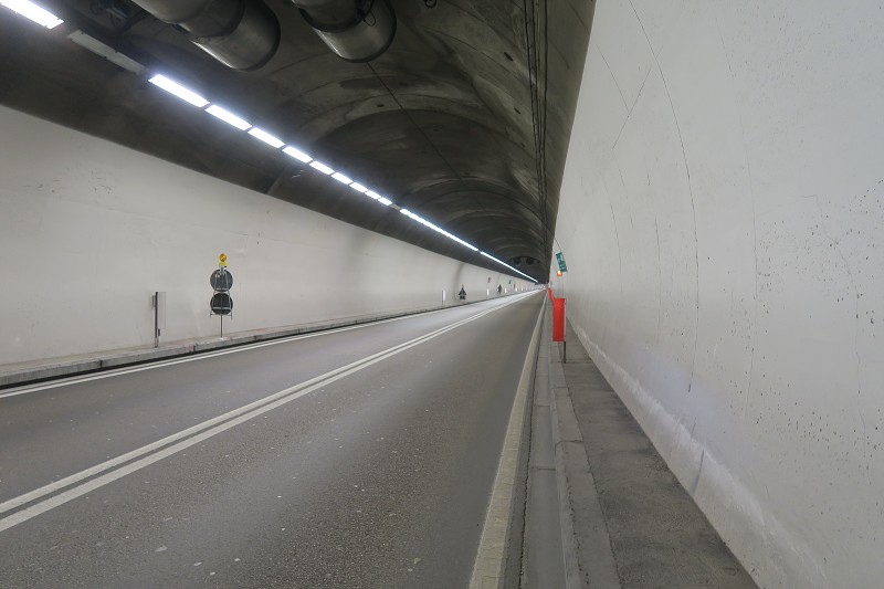 Lago di Garda &nbsp; 22. z��� 2024 9:12:09 &nbsp; &nbsp; C240922_091208_194 