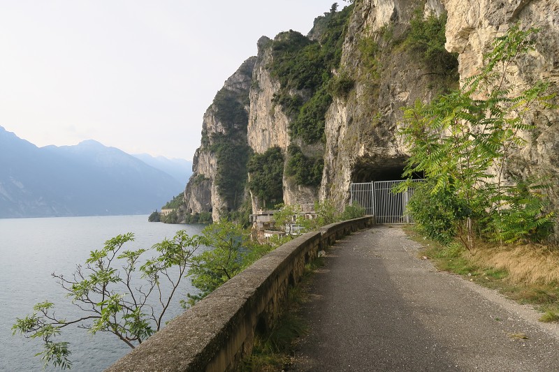 Lago di Garda &nbsp; 22. z��� 2024 9:21:45 &nbsp; &nbsp; C240922_092144_203 