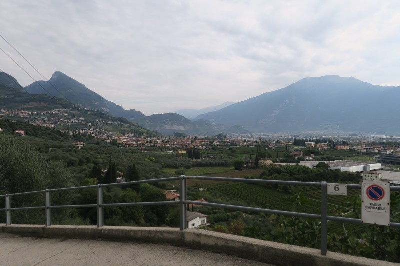 Lago di Garda &nbsp; 23. z��� 2024 10:03:47 &nbsp; &nbsp; C240923_100346_335 