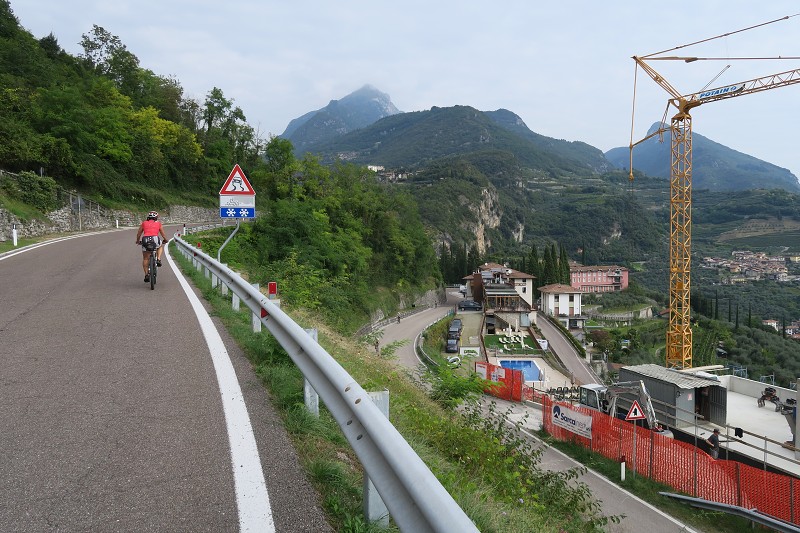 Lago di Garda &nbsp; 23. z��� 2024 10:24:10 &nbsp; &nbsp; C240923_102410_337 