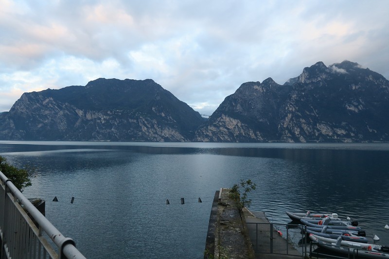 Lago di Garda   24. z 2024 7:24:43     C240924_072442_399 