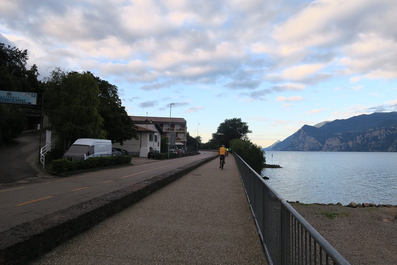 Lago di Garda   24. z 2024 8:06:35     C240924_080634_407 