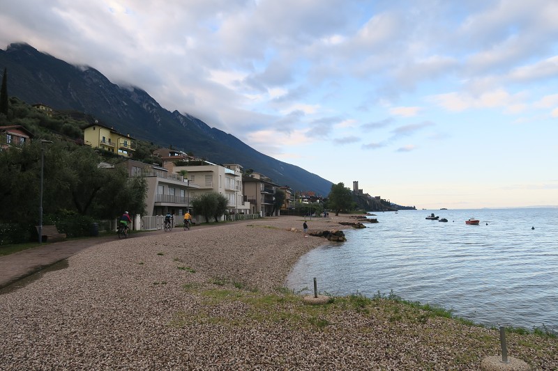 Lago di Garda   24. z 2024 8:12:19     C240924_081218_409 