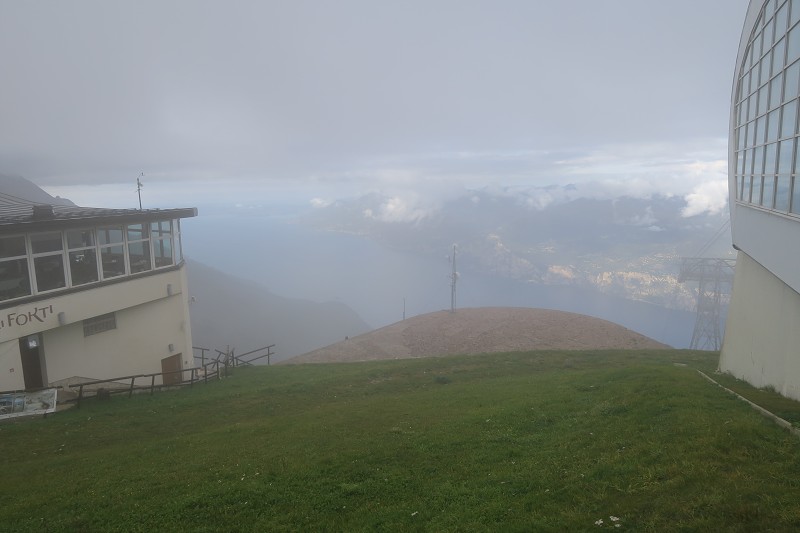 Lago di Garda &nbsp; 24. z��� 2024 9:19:40 &nbsp; &nbsp; C240924_091940_428 