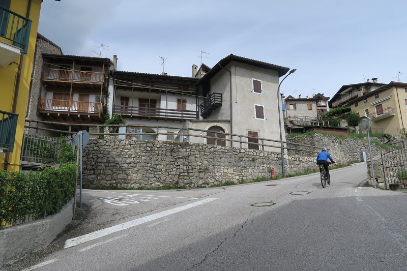 Lago di Garda &nbsp; 24. z��� 2024 12:43:41 &nbsp; &nbsp; C240924_124340_470 