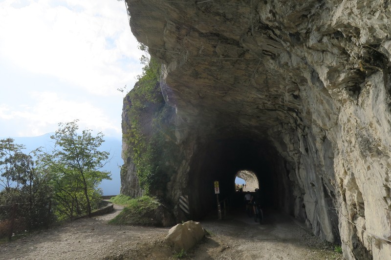 Lago di Garda &nbsp; 25. z��� 2024 10:15:05 &nbsp; &nbsp; C240925_101504_527 