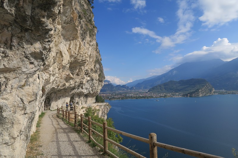 Lago di Garda &nbsp; 25. z��� 2024 10:29:07 &nbsp; &nbsp; C240925_102906_535 