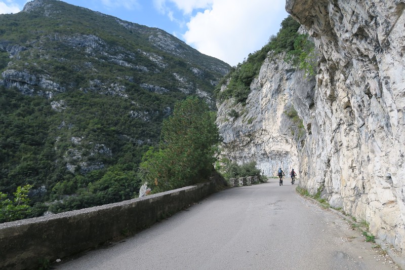 Lago di Garda &nbsp; 25. z��� 2024 10:47:09 &nbsp; &nbsp; C240925_104708_542 