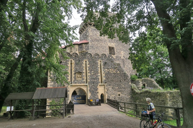 Piastovsk hrady   14. ervna 2024 11:07:32     C240614_110732_179 