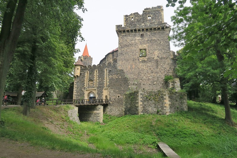 Piastovsk hrady   14. ervna 2024 11:08:32     C240614_110832_180 