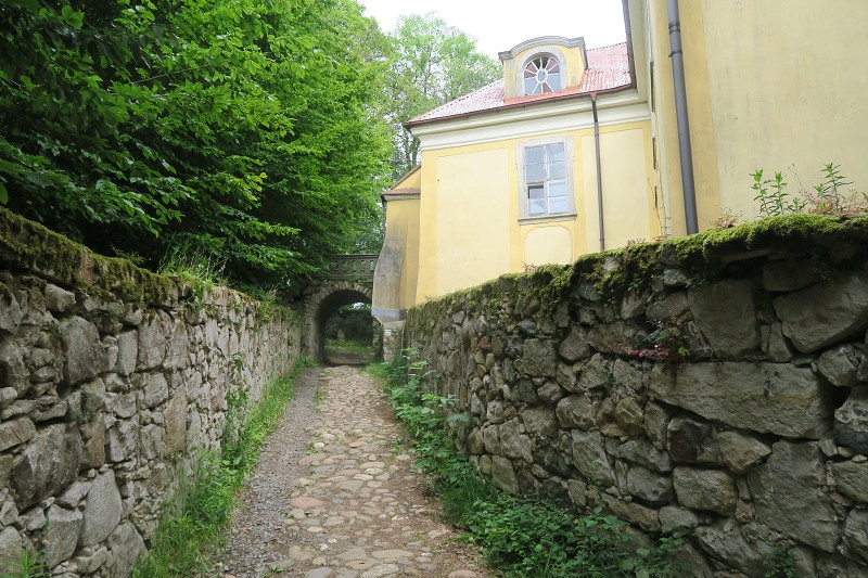 Piastovsk hrady   14. ervna 2024 14:46:24     C240614_144624_202 