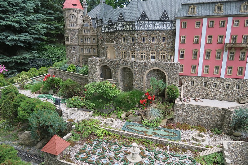 Piastovsk hrady   15. ervna 2024 11:30:57     C240615_113056_234 