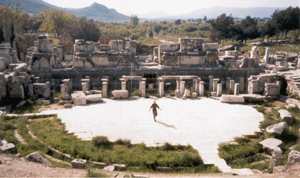Marek v Efezu